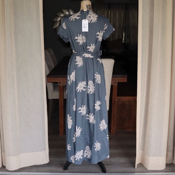 ❌SOLD! Roxy | Maxi Floral Wrap Dress With Pockets - Picture 7 of 8